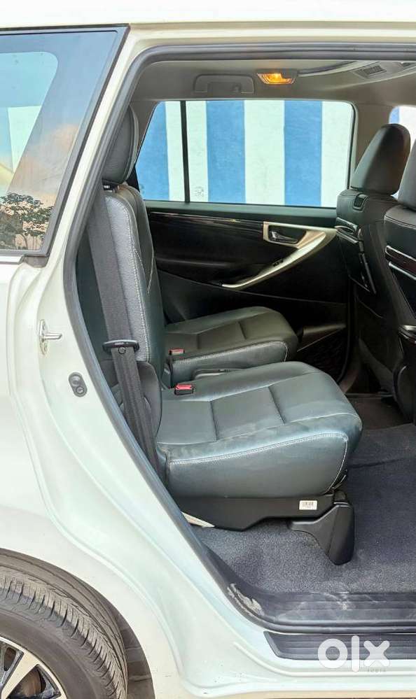 Toyota Innova Crysta, 2023, Diesel