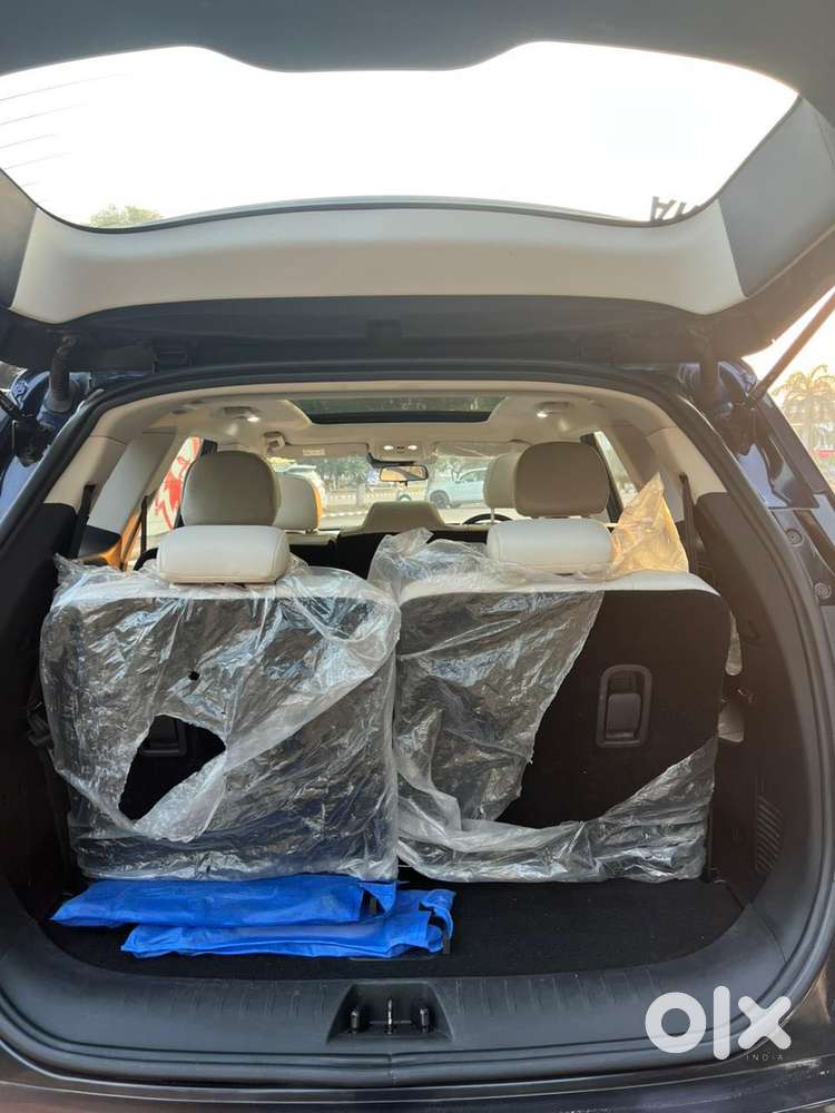 Mahindra Xuv700 2.2 Ax 7 Diesel At Str, 2023, Diesel