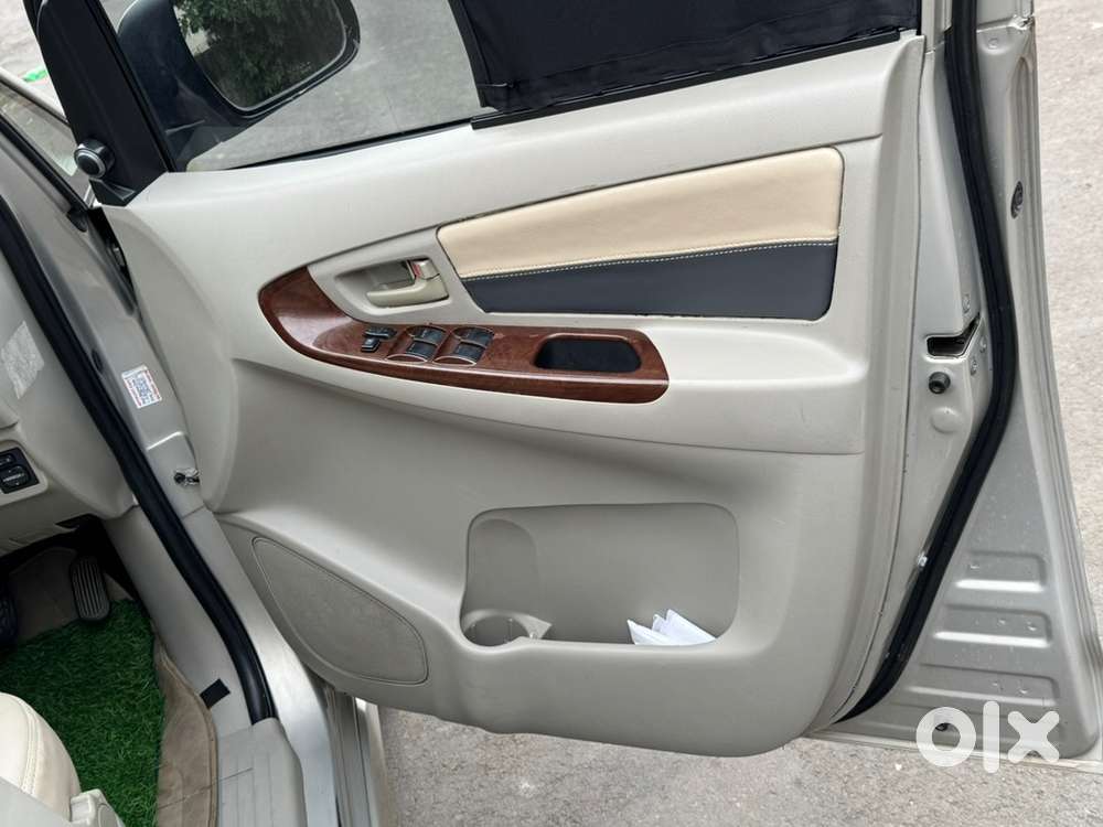 Toyota Innova 2013 Km Driven