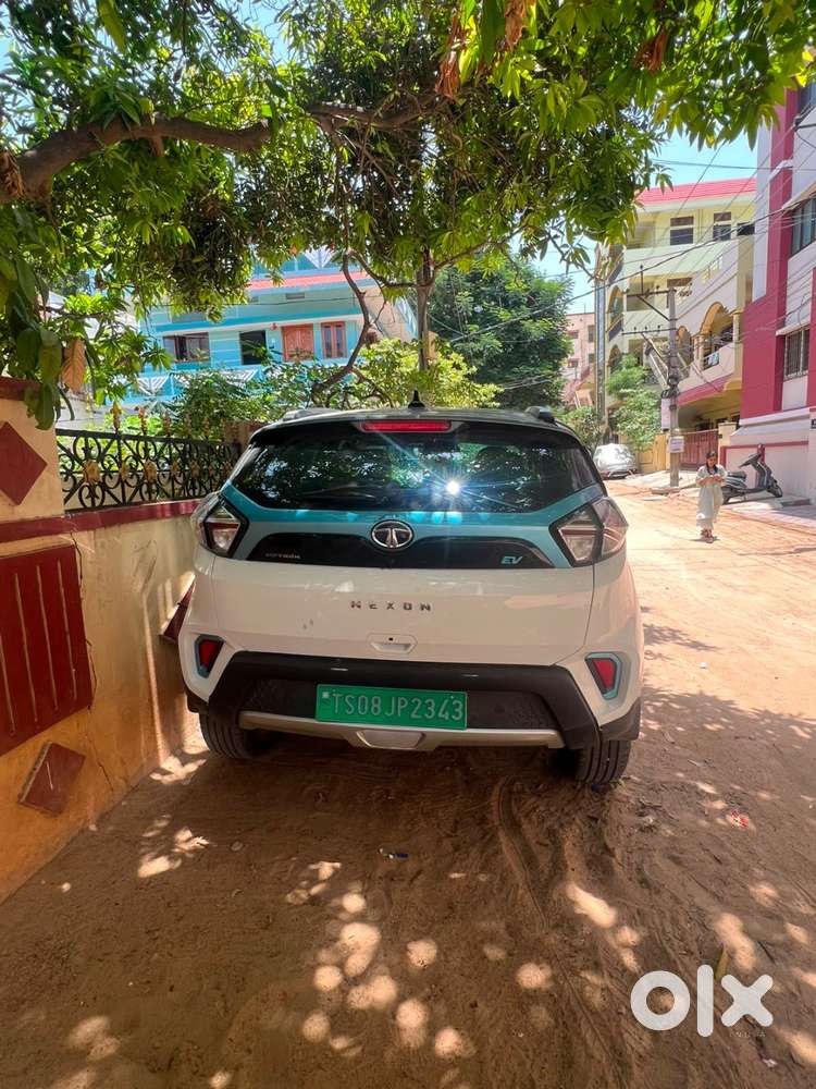 Tata Nexon Ev Max 2023 - Top End - Range 300km On Each Charge