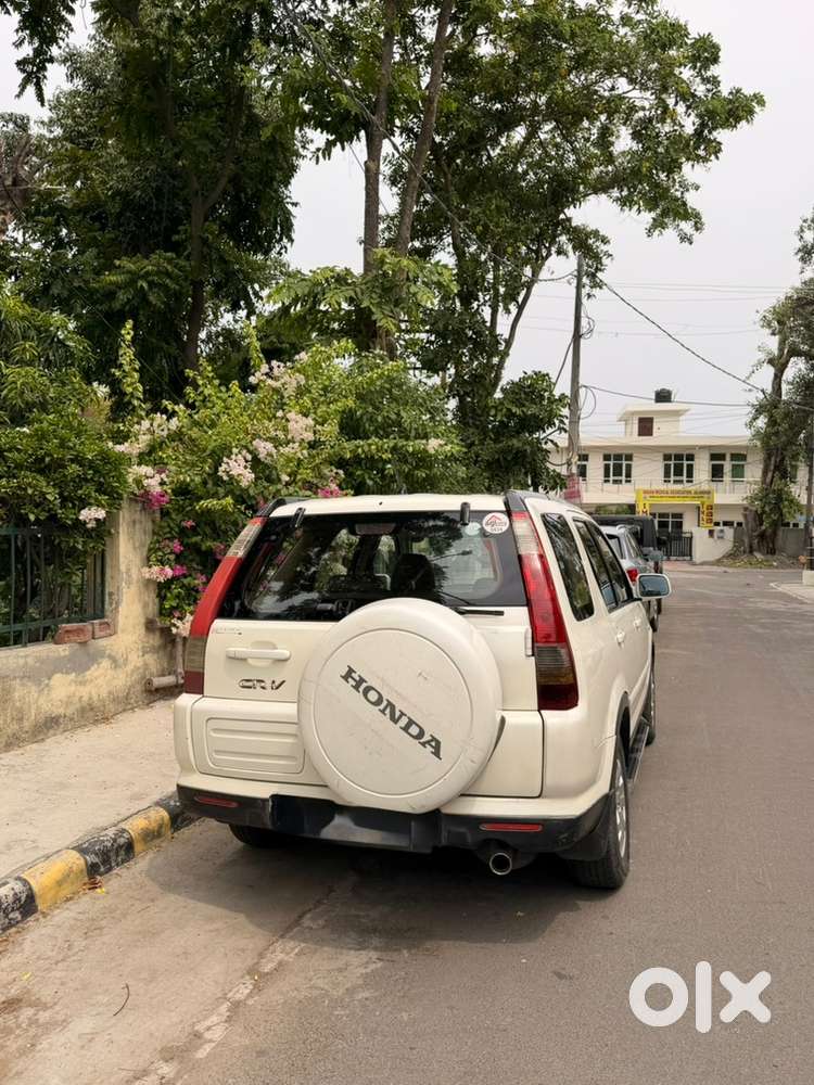 Honda Cr-v Petrol (automatic)