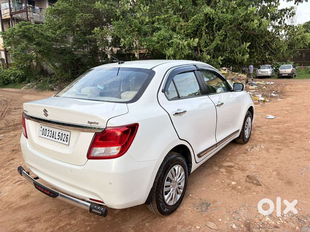 Maruti Suzuki Swift Dzire Vxi Optional, 2023, Petrol