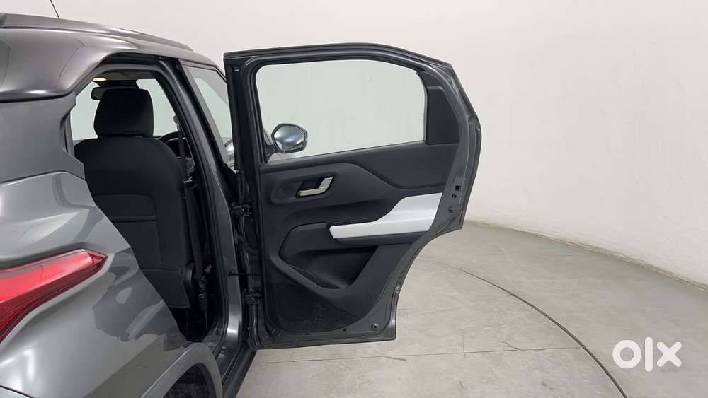 Tata Punch Creative Amt, 2022, Petrol