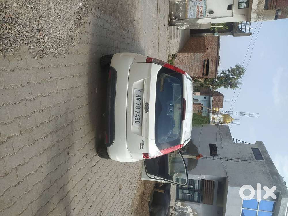 Full Ac, Power Windo Front,power Steering, Centre Locking