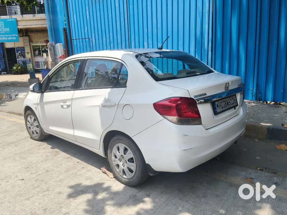 Honda Amaze 2nd Gen 2015 Petrol 29000 Km Driven .