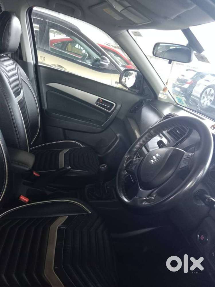 Maruti Suzuki Brezza Zdi+ Dual Tone, 2017, Diesel