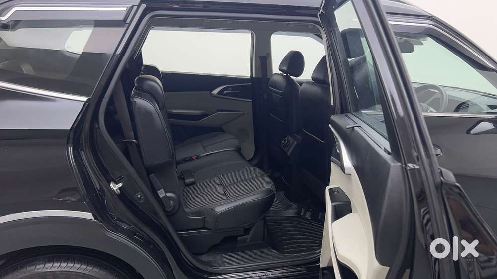 Kia Carens 1.4 Prestige Plus Turbo 7 Str, 2022, Petrol