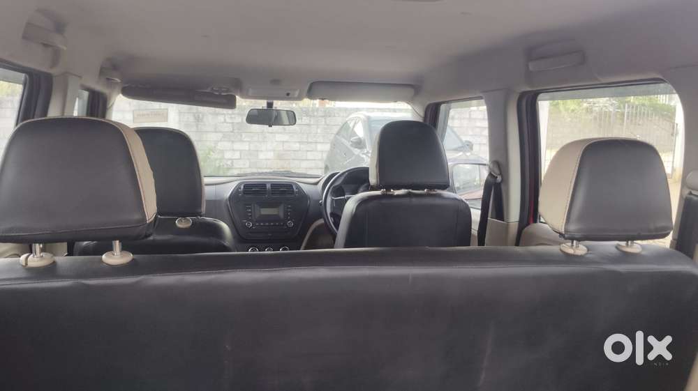 Mahindra Tuv 300 T6 Plus, 2016, Diesel