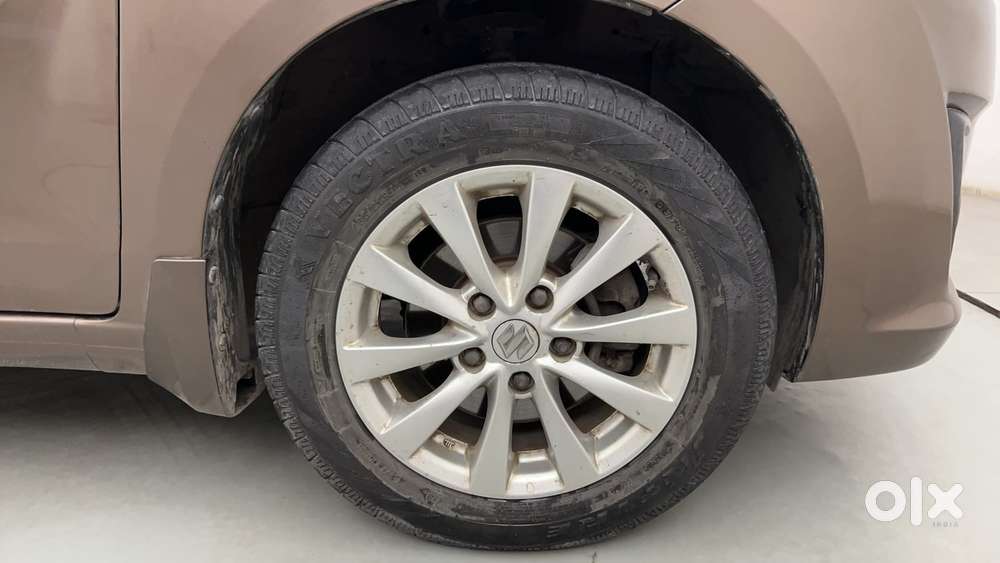 Maruti Suzuki Ertiga 1.5 Zxi, 2015, Petrol