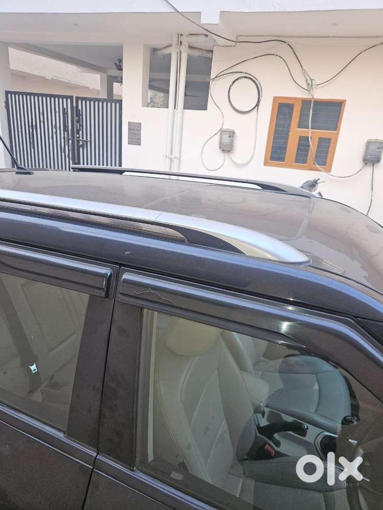 Mahindra Car 2019 Petrol