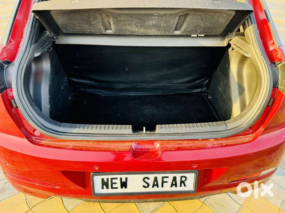 Hyundai I20 Sportz 1.4 Crdi, 2015, Diesel