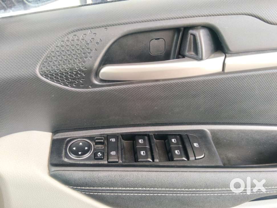 Kia Sonet 1.5 Htx Diesel At, 2023, Petrol
