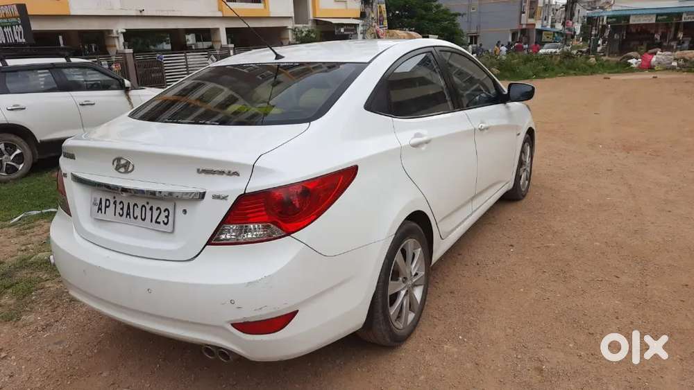 Hyundai Verna Sx Petrol 2012 Manual