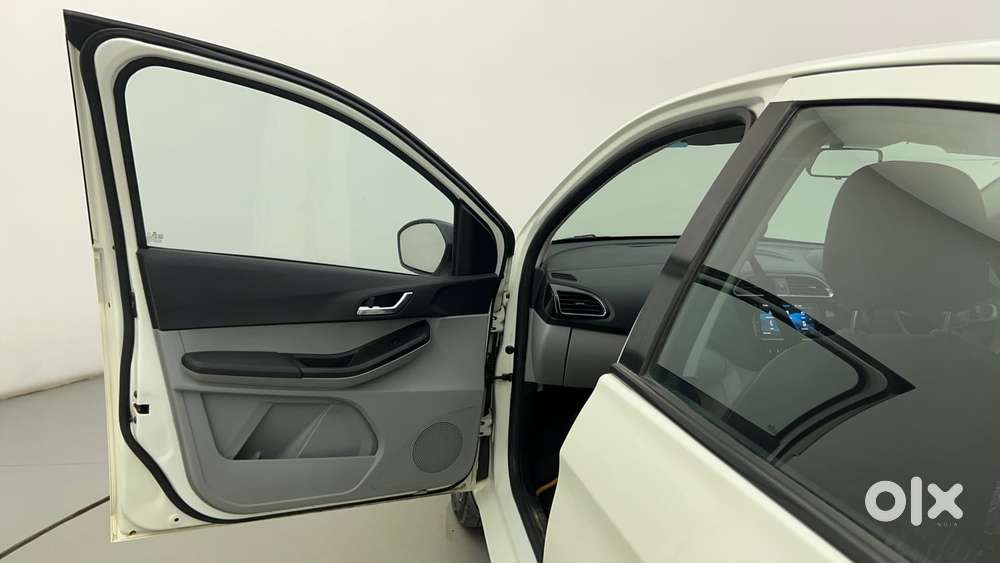Tata Tiago Xza Plus, 2020, Petrol