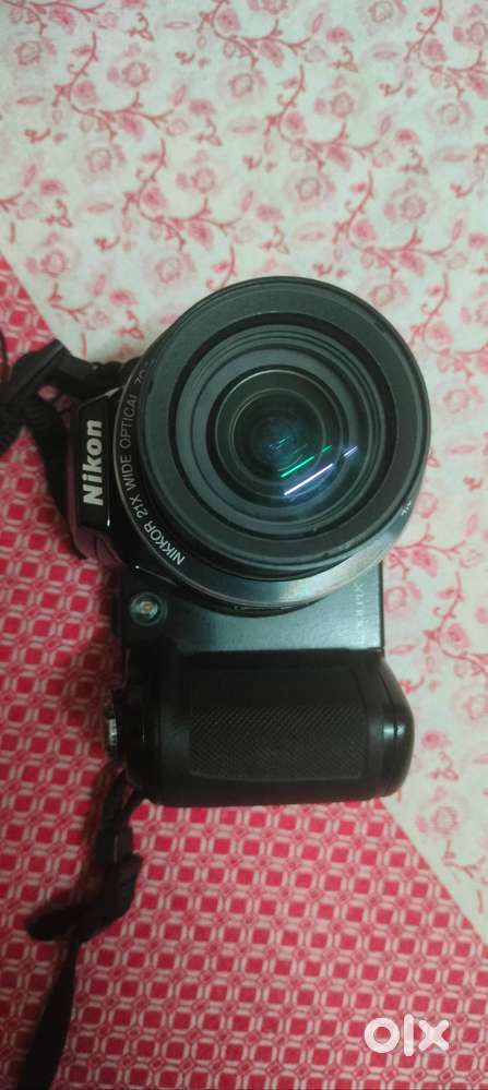 Nikon camera jet black colour