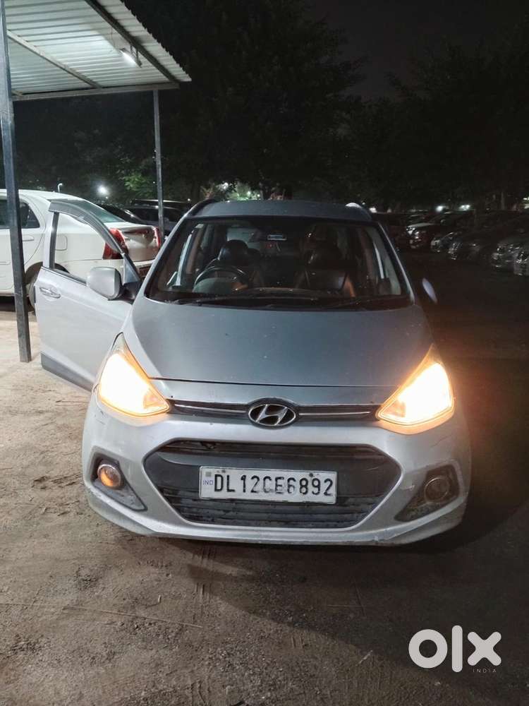 2013 December  Hyundai Grand I10
