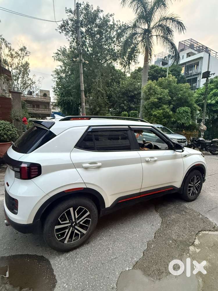 Hyundai Venue Turbo Dct 2023