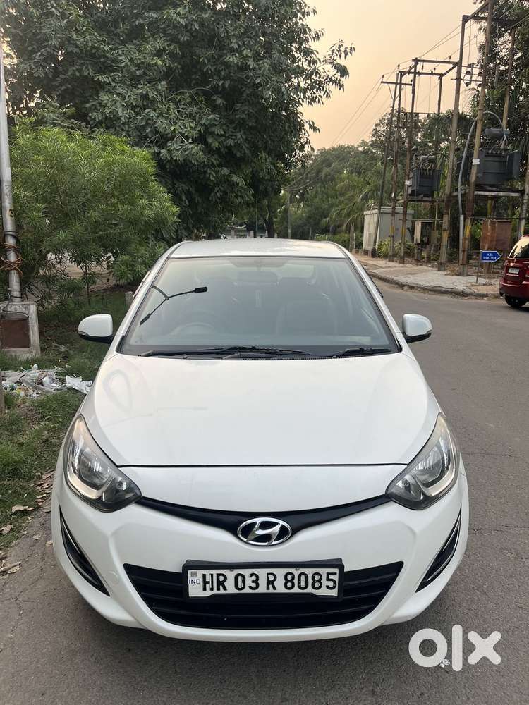 Hyundai I20 Magna Optional 1.2, 2014, Petrol