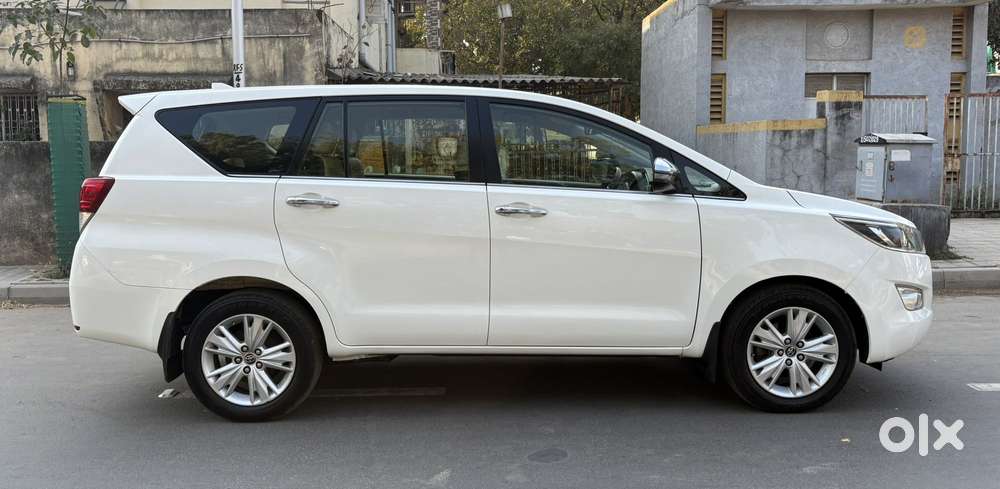 Toyota Innova Crysta 2.8z Automatic, 2019, Diesel