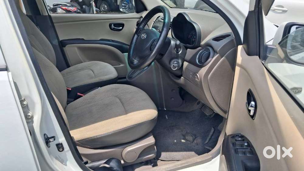 Hyundai I10 Asta At, 2011, Petrol