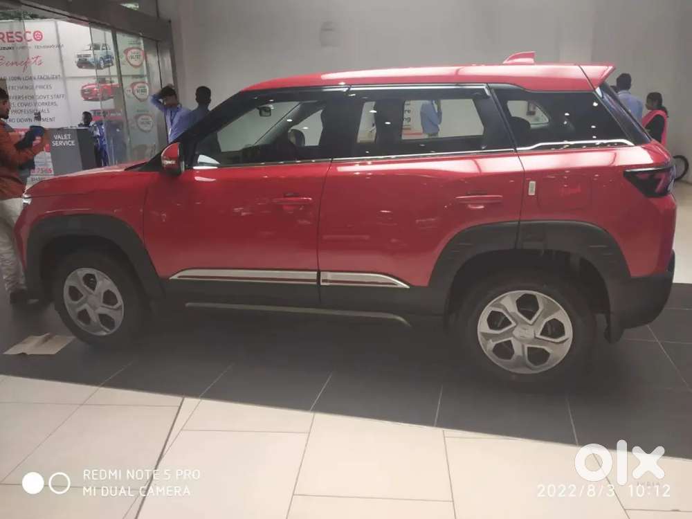Maruti Suzuki Victoris Petrol 2026