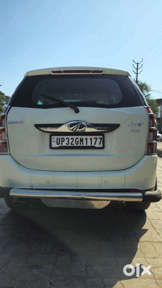 Mahindra Xuv500, 2015