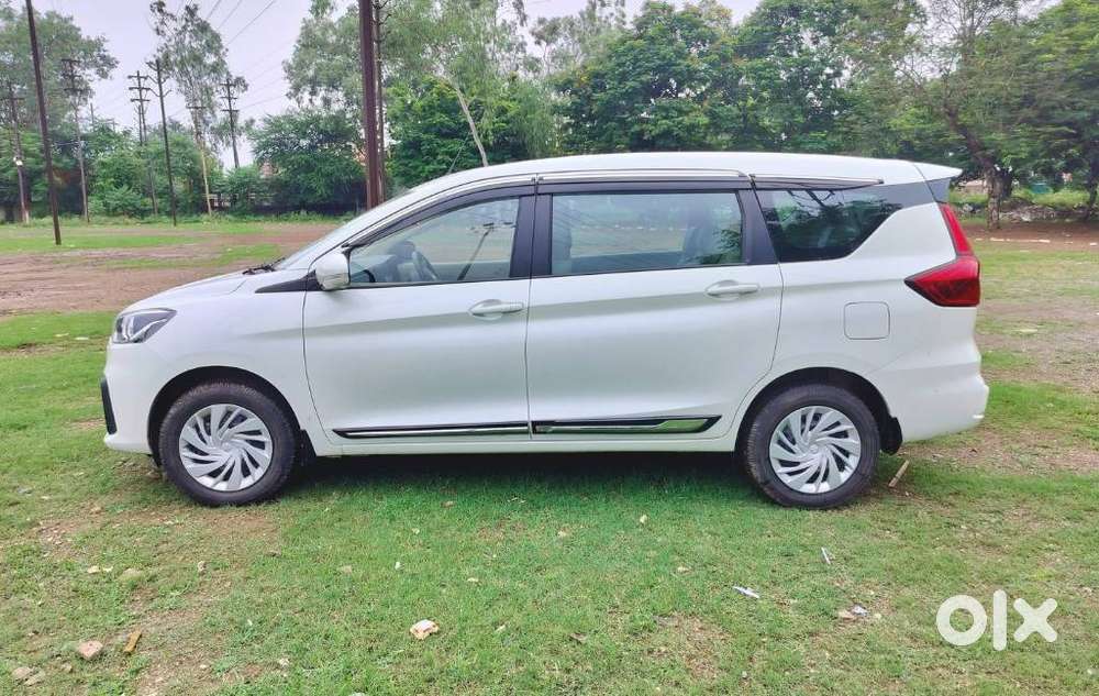 Maruti Suzuki Ertiga 1.5 Vxi Shvs, 2025, Petrol