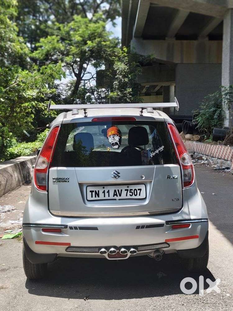 Maruti Suzuki Ritz Lxi, 2011, Petrol