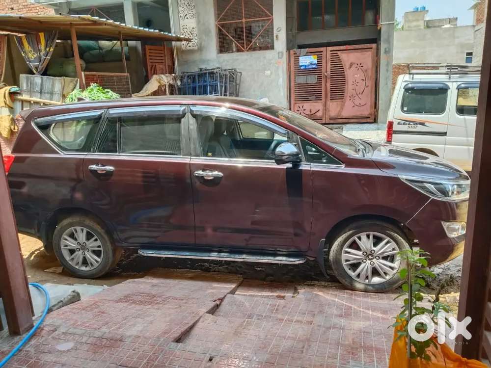 Toyota Innova Crysta 2.4 2019