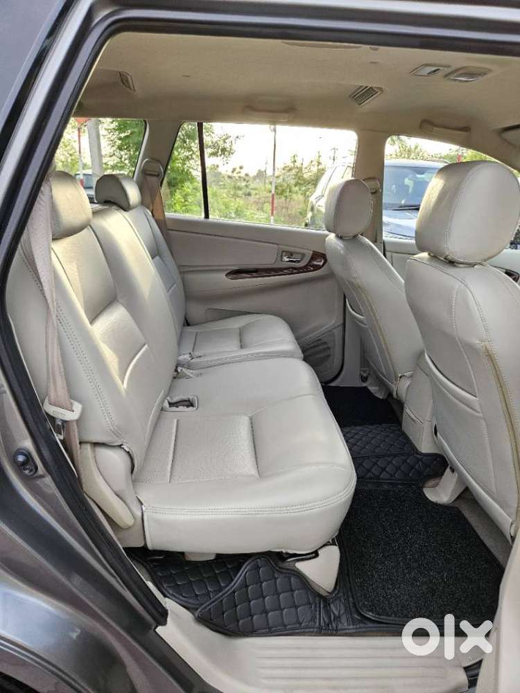 Toyota Innova 2.5 Vx 7 Str, 2014, Diesel