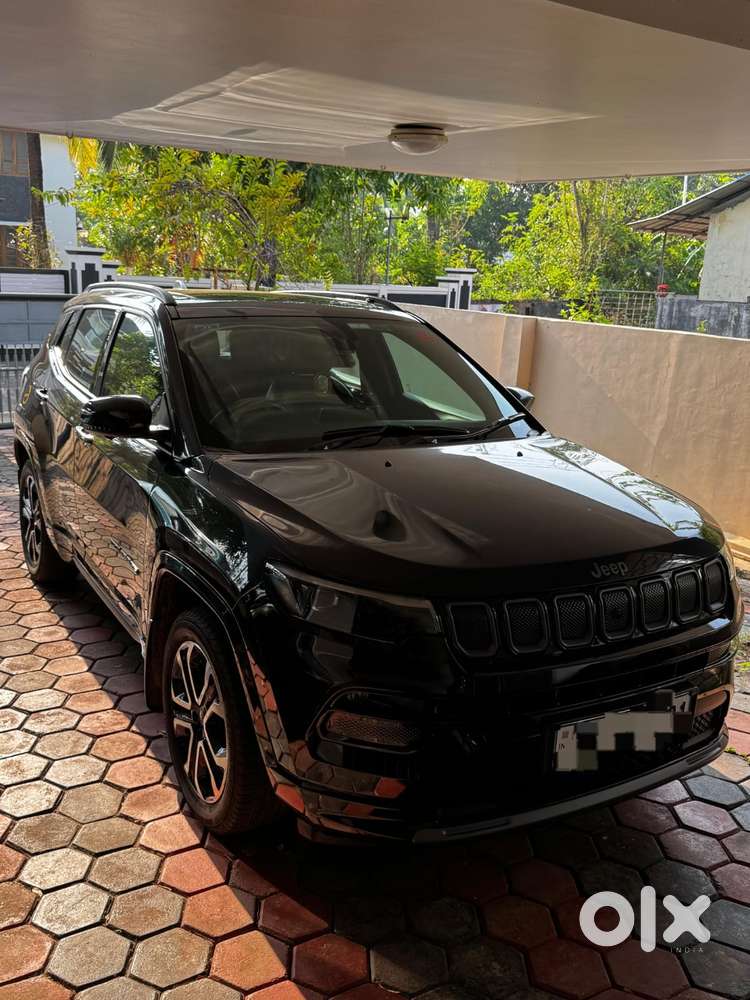 Jeep Compass 2.0 Limited Option 4x4 Black, 2023, Petrol