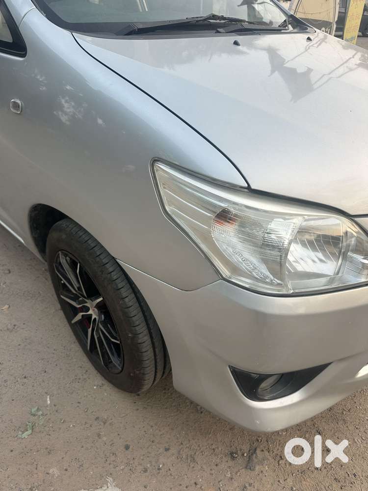 Toyota Innova 2.5 G (diesel) 7 Seater, 2014, Diesel