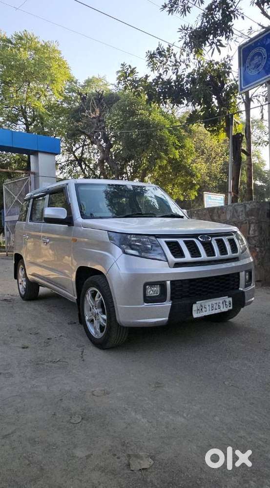 Mahindra Tuv 300