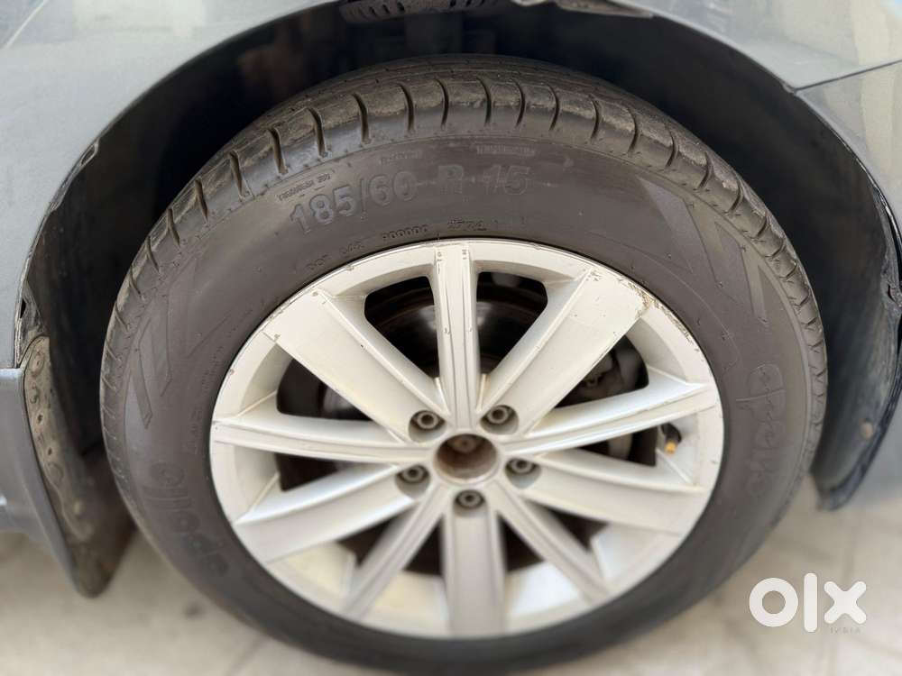 Volkswagen Vento 1.2 Tsi Highline Plus At, 2016, Petrol