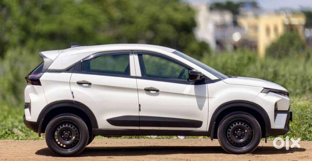 Tata Nexon 1.5 Revotorq Xt, 2024, Diesel