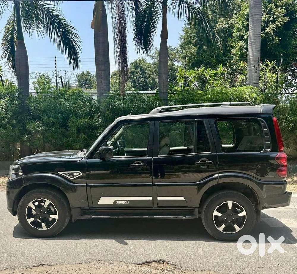 Scorpio Classic S11 Black