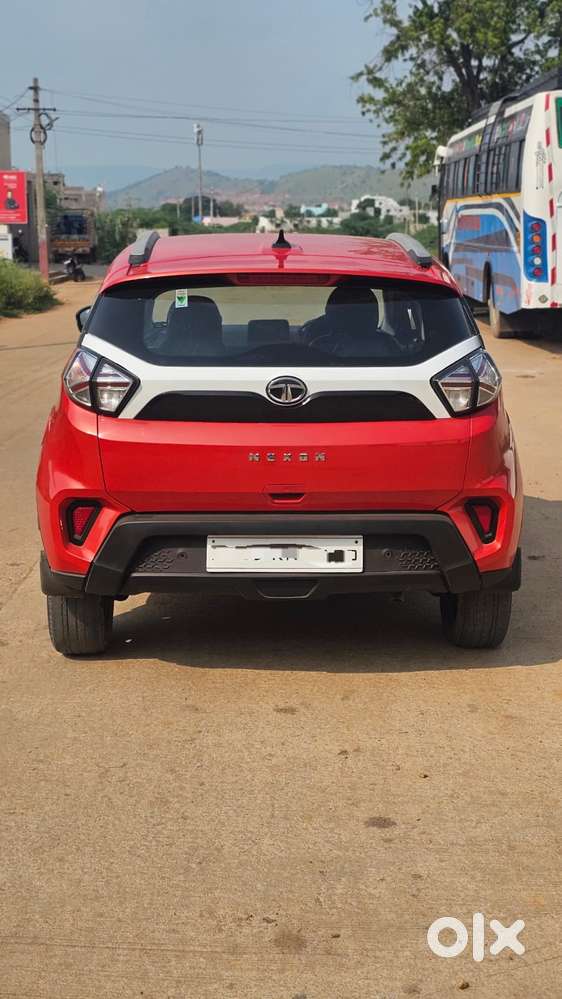 Tata Nexon 1.5 Revotorq Xm (s), 2022, Diesel