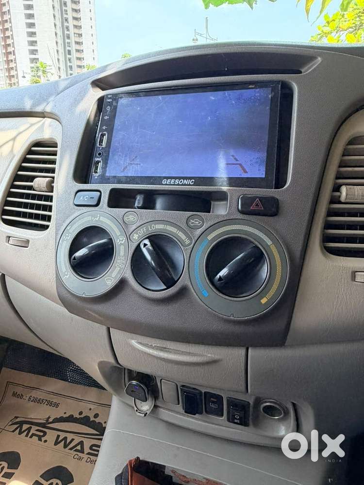 Toyota Innova 2.5 G (diesel) 8 Seater, 2006, Diesel
