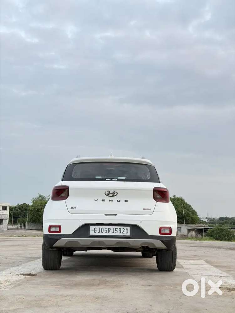 Hyundai Venue 2020 Manual