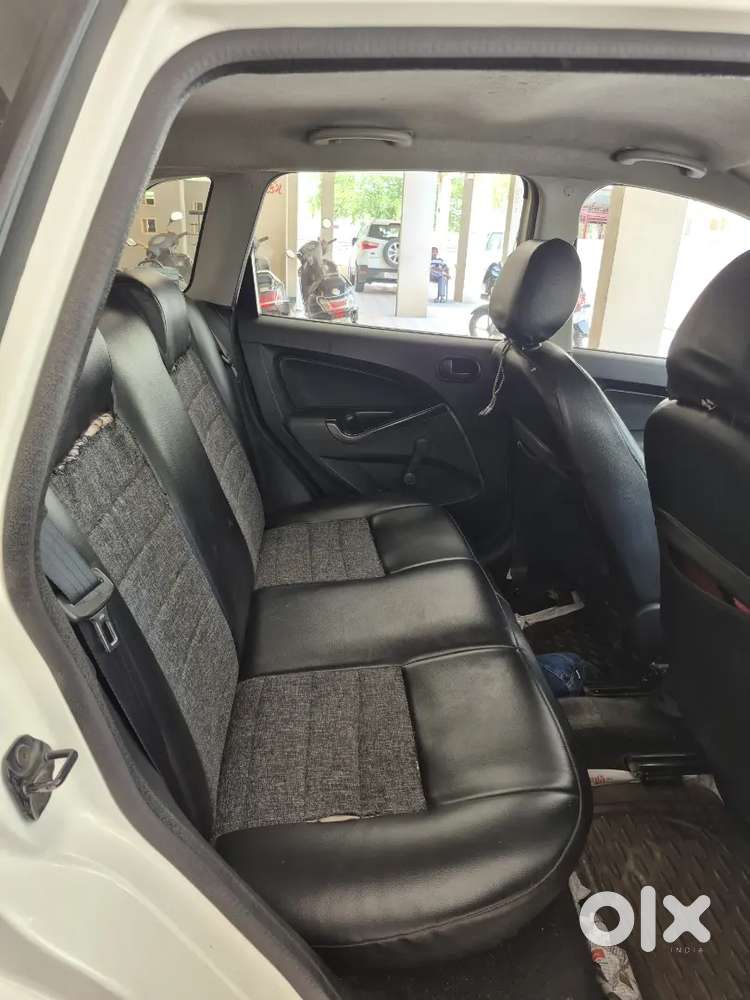 Ford Figo 2012 Petrol 88500 Km Driven