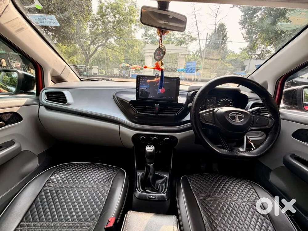 Tata Altroz 1.2 Xe Rhytm Petrol, 2020, Petrol