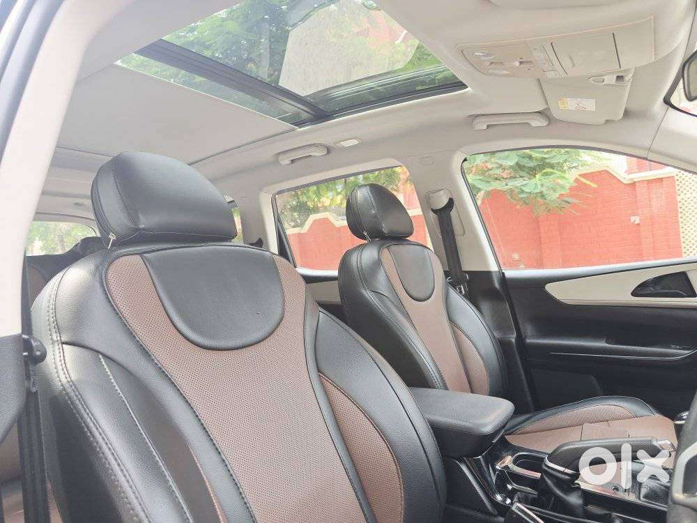 Mahindra Xuv700 2.2 Ax 5 Diesel Mt 7 Str, 2023, Diesel