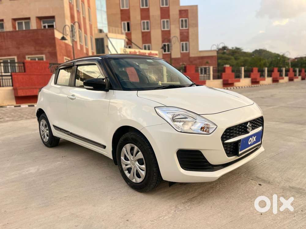 Maruti Suzuki Swift Vxi + Manual, 2023, Petrol