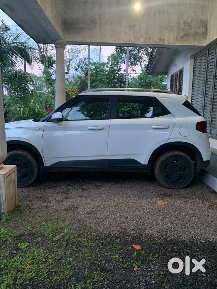 Hyundai Venue Petrol 2020