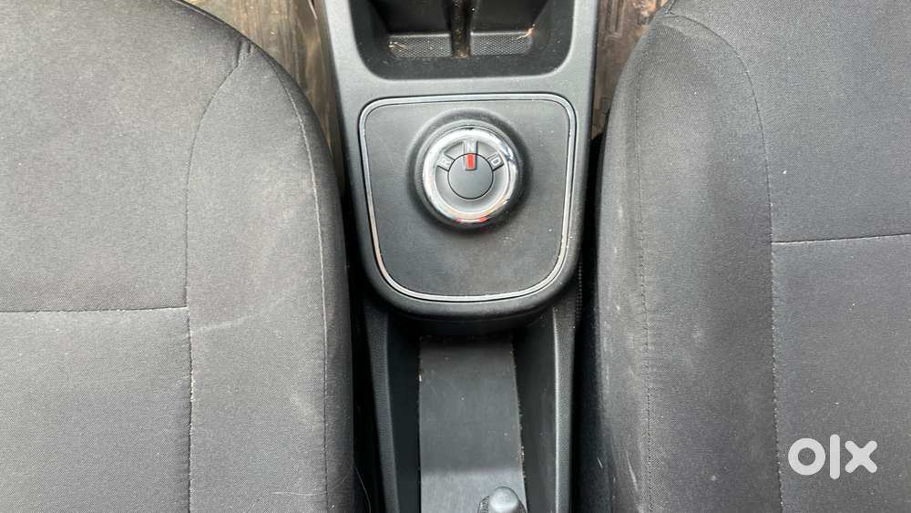 Renault Kwid 1.0 Rxt Amt, 2023, Petrol