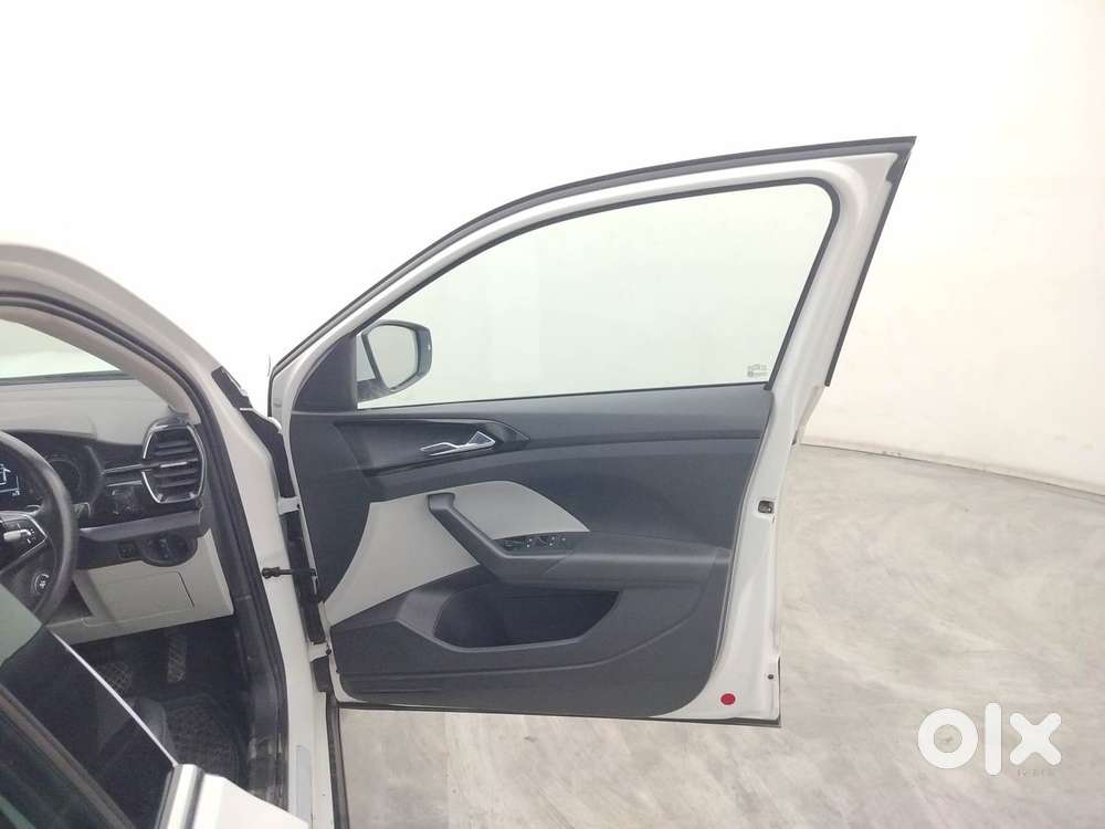 Skoda Kushaq 1.5 Tsi Style (6 Airbags) Dsg, 2022, Petrol