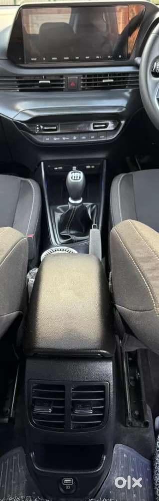 Hyundai I20 Asta (o) 1.2 Mt, 2021, Petrol