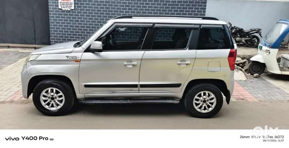 Mahindra Tuv 300 2018