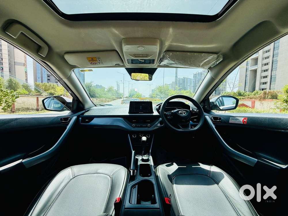 Tata Nexon 1.2 Revotron Xma Amt (s), 2023, Petrol