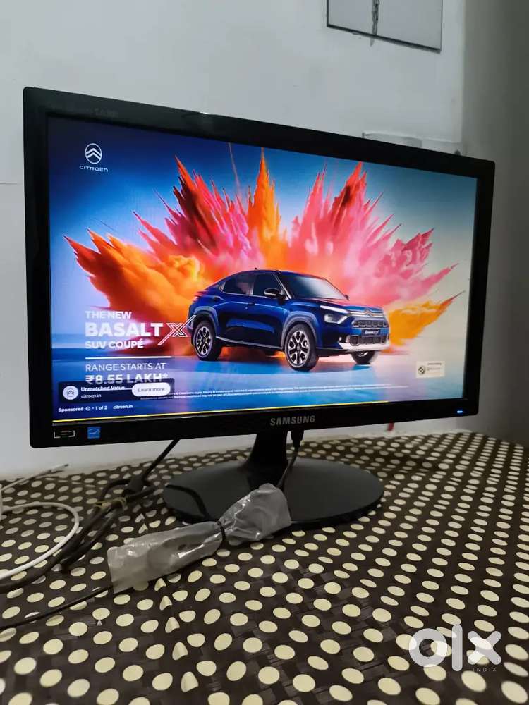 Samsung 18.5-inch LED Monitor (S19A300N) - Working Condition